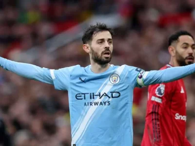Pep Guardiola ‘ngả mũ’ thán phục Bernardo Silva sau màn ngược dòng lịch sử của Man City tại Anfield
