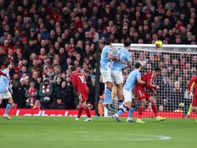 Sốc! Szoboszlai ‘nổ súng’ áp sát kỷ lục khủng của Suarez, Liverpool mất trụ cột quan trọng