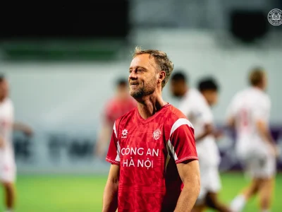 HLV Polking tiết lộ nguyên nhân CAHN thảm bại ở Cup C2 châu Á: ‘Kế hoạch sụp đổ vì một quyết định’