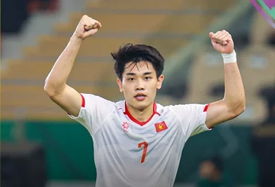 Bất ngờ: Đình Bắc nhận danh hiệu Vua phá lưới U23 châu Á ngay trên sân nhà, ông Trần Quốc Tuấn trao giải 1